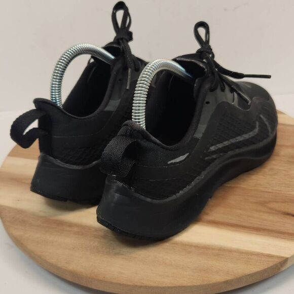 Nike Zoom Pegasus 37 Shield Running shoes Women's Size 7 Black - Picture 4 of 12